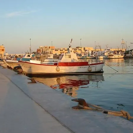 Comodo Cerca Del Mar