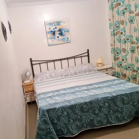 Comodo Cerca Del Mar